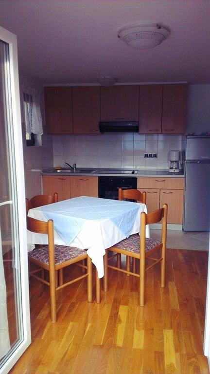Apartment Zigo ラブ エクステリア 写真